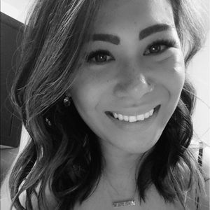 Meet your Posher, Kara